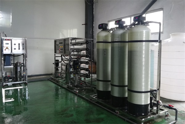超純水機-安徽桐城順彤包裝與成都奧邁簽訂超純水機采購合同！