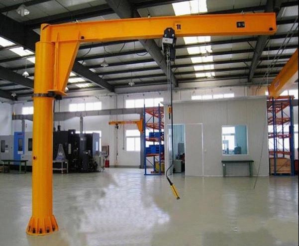 潮州立柱式懸臂吊年末曝光 高效靈活的單梁起重機引領工業(yè)新變革